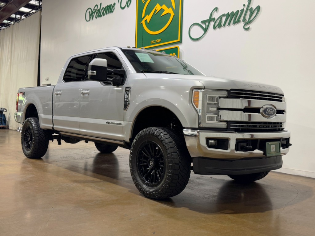2018 Ford F-250 Image 2