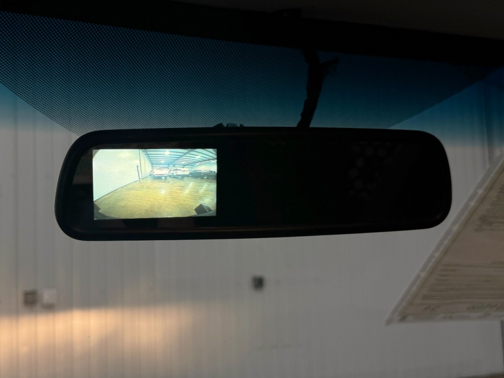 2020 Chevrolet Express Image 27