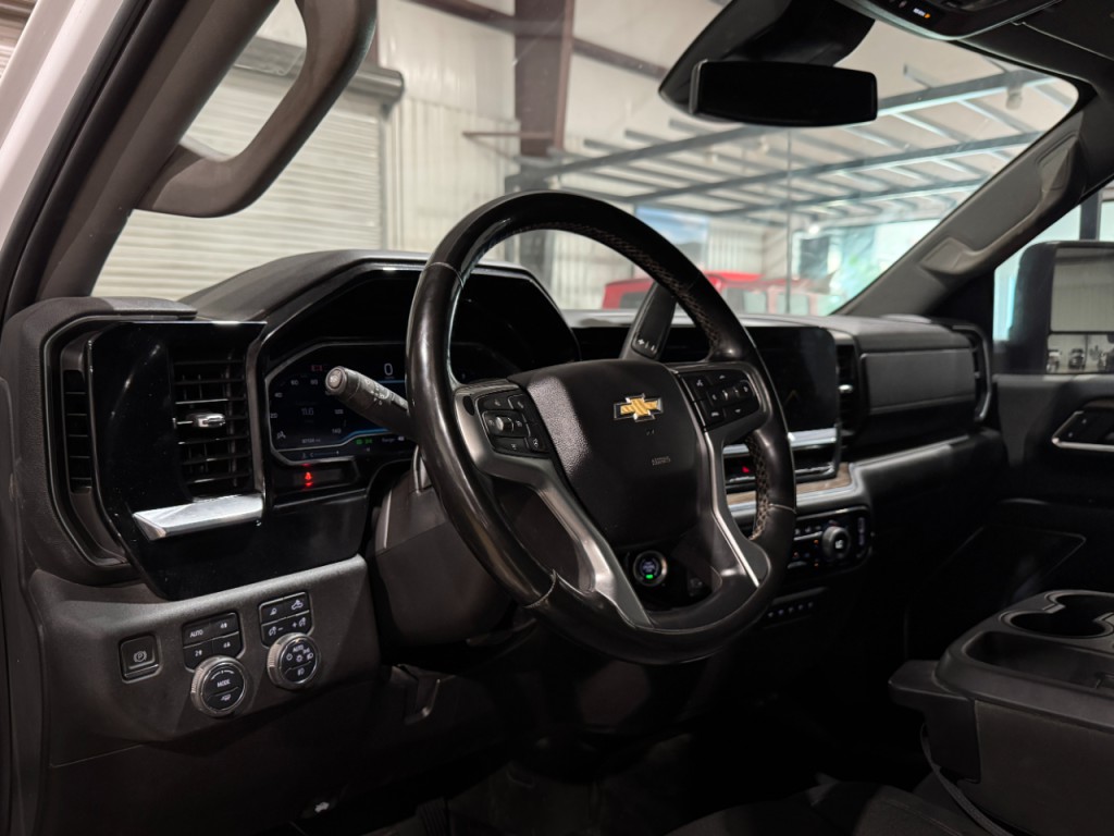 2024 Chevrolet Silverado 1500 Image 5