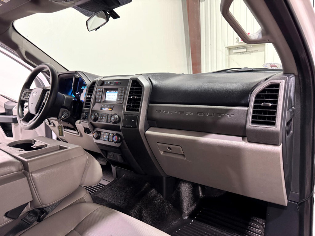 2021 Ford F-350 Image 11