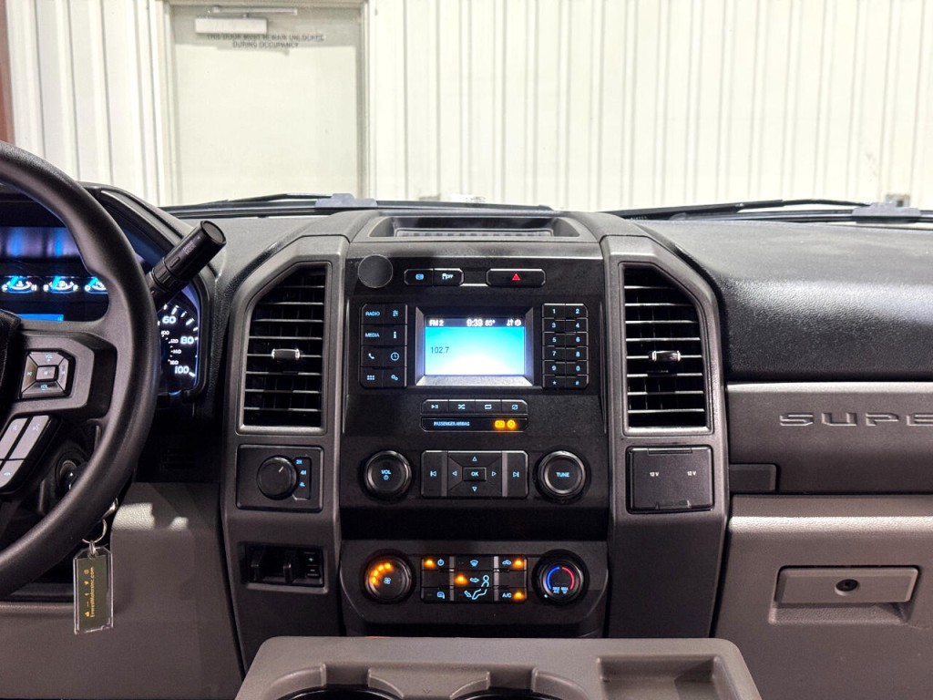 2021 Ford F-350 Image 21