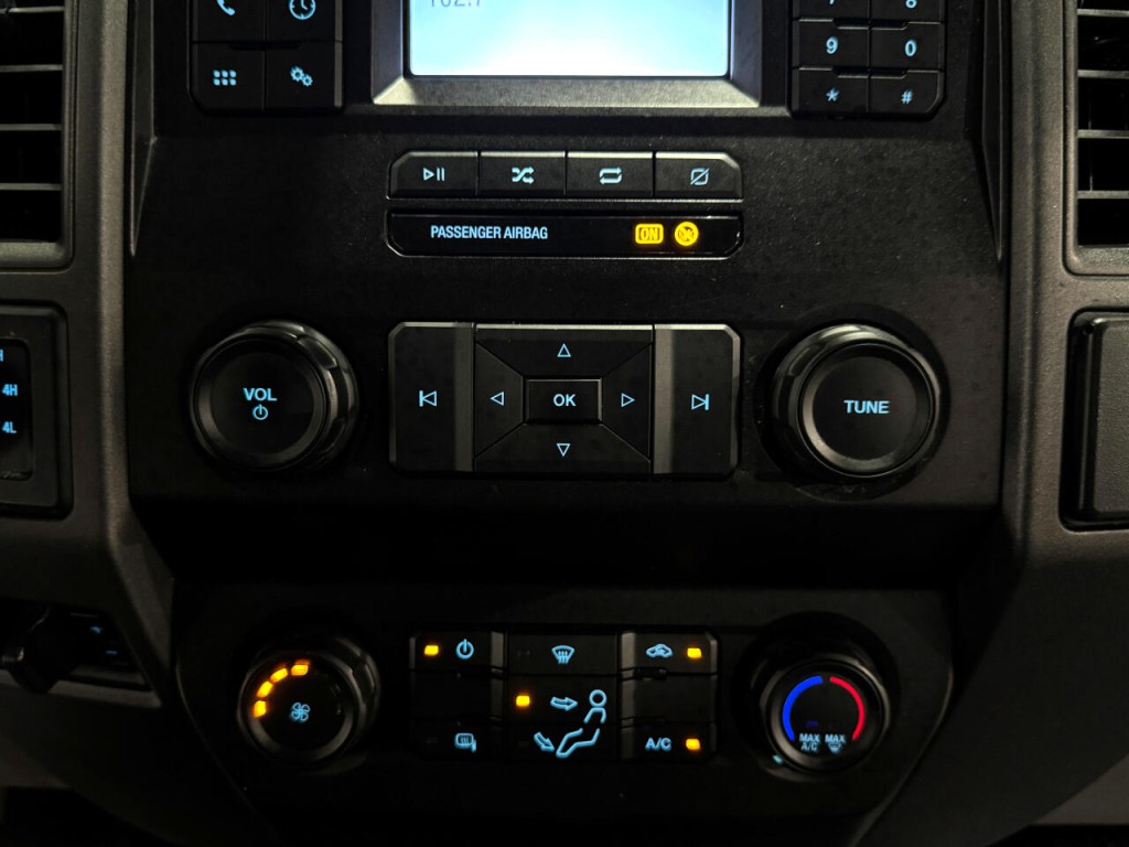 2021 Ford F-350 Image 28