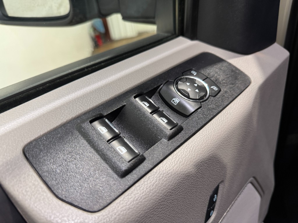 2022 Ford F-250 Image 27