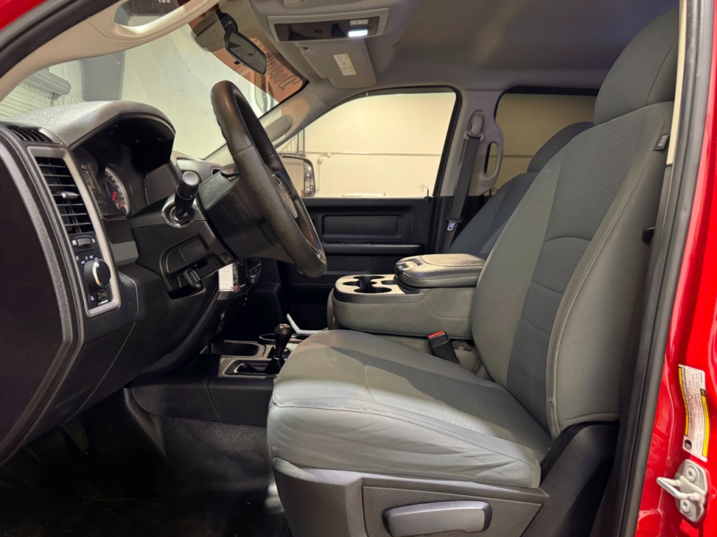 2018 RAM 2500 Image 3