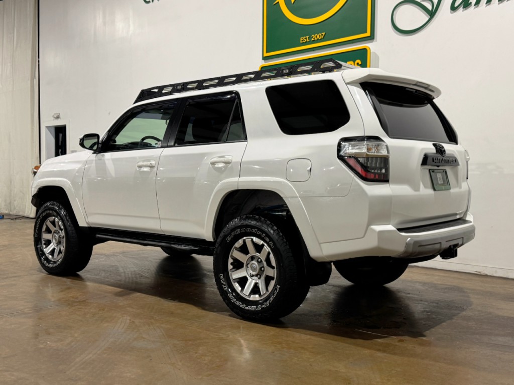 2016 Toyota 4Runner Image 5