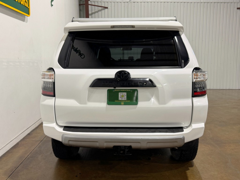 2016 Toyota 4Runner Image 6