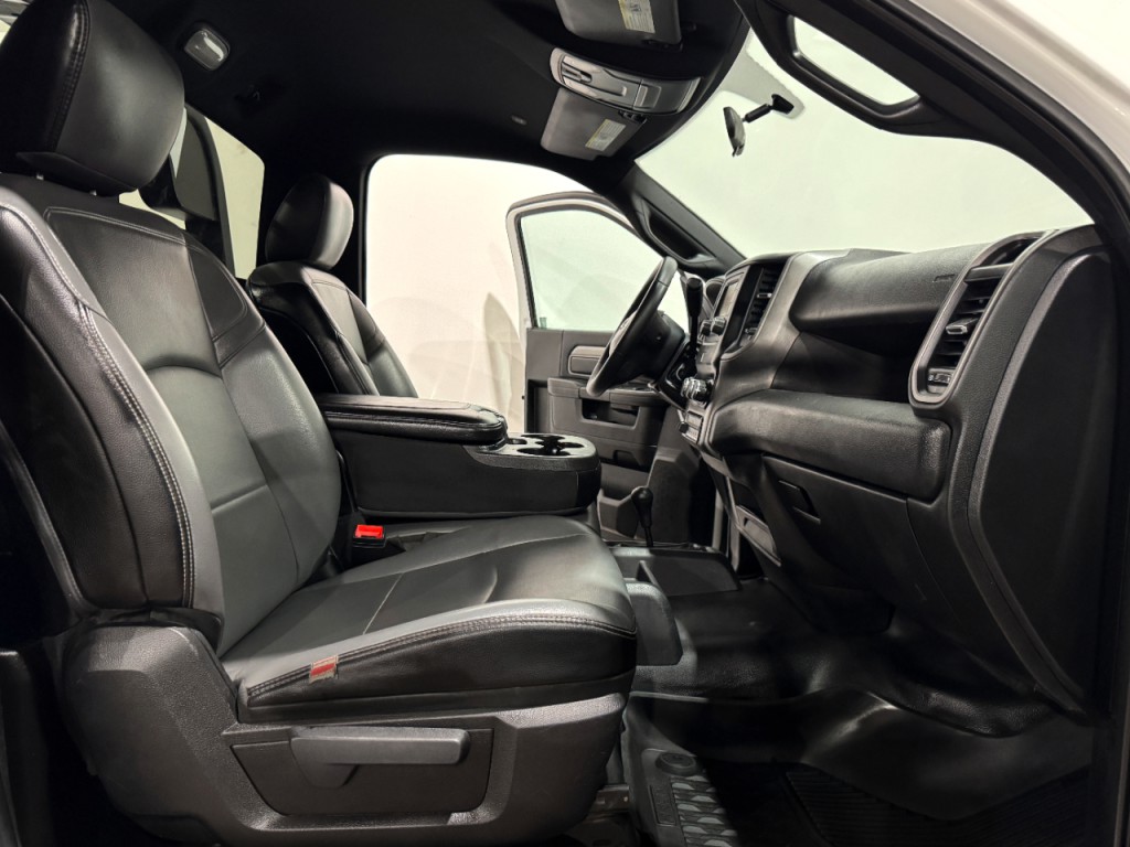 2023 RAM 5500 Image 14