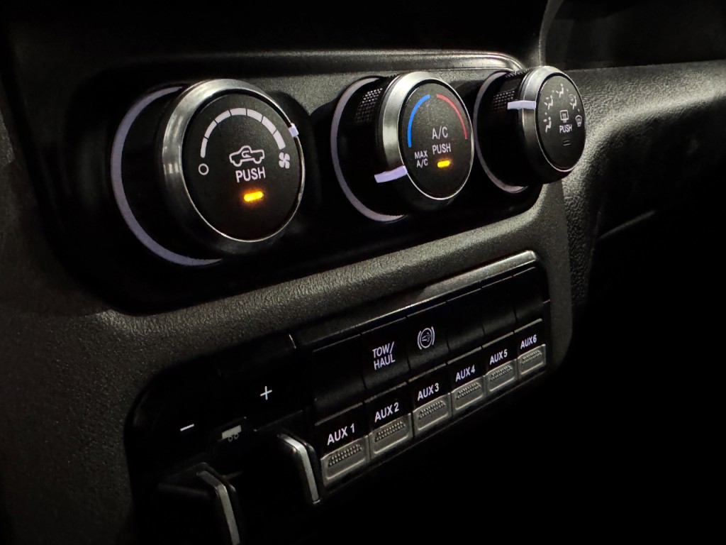2023 RAM 5500 Image 21