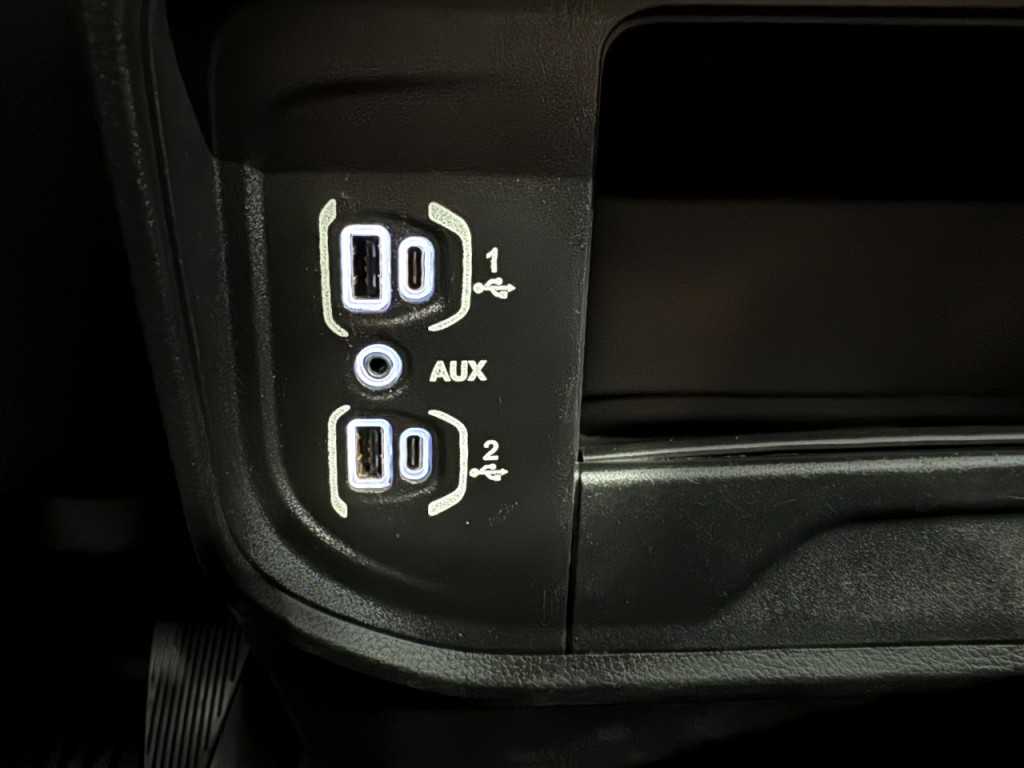 2023 RAM 5500 Image 27