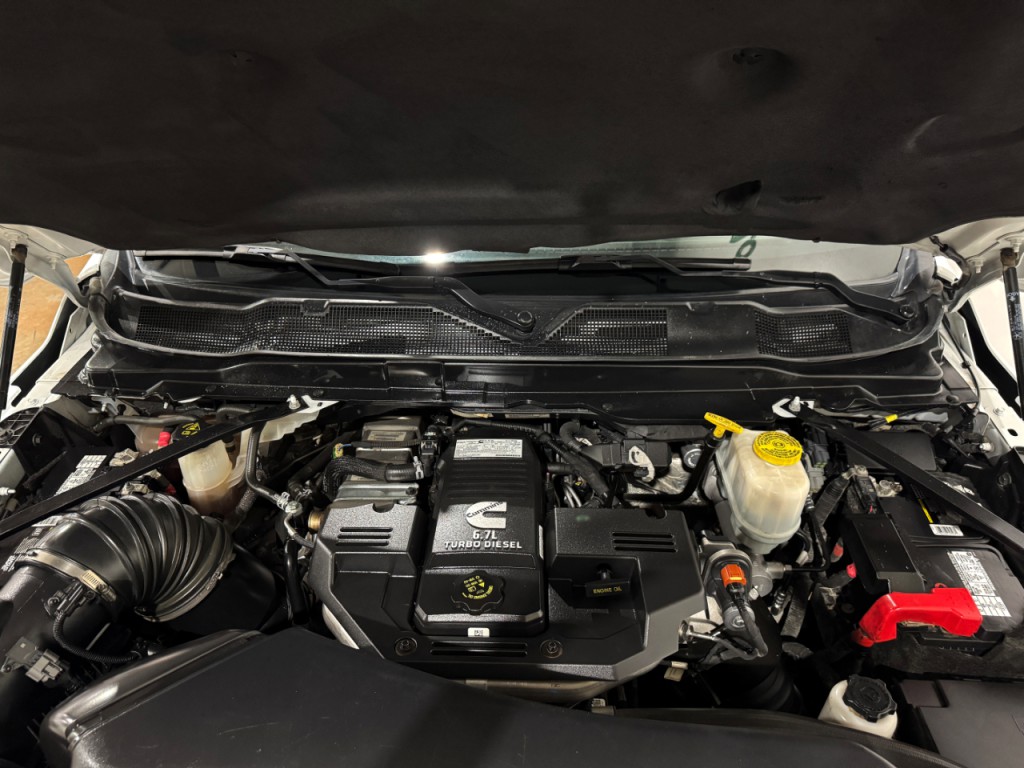 2023 RAM 5500 Image 43