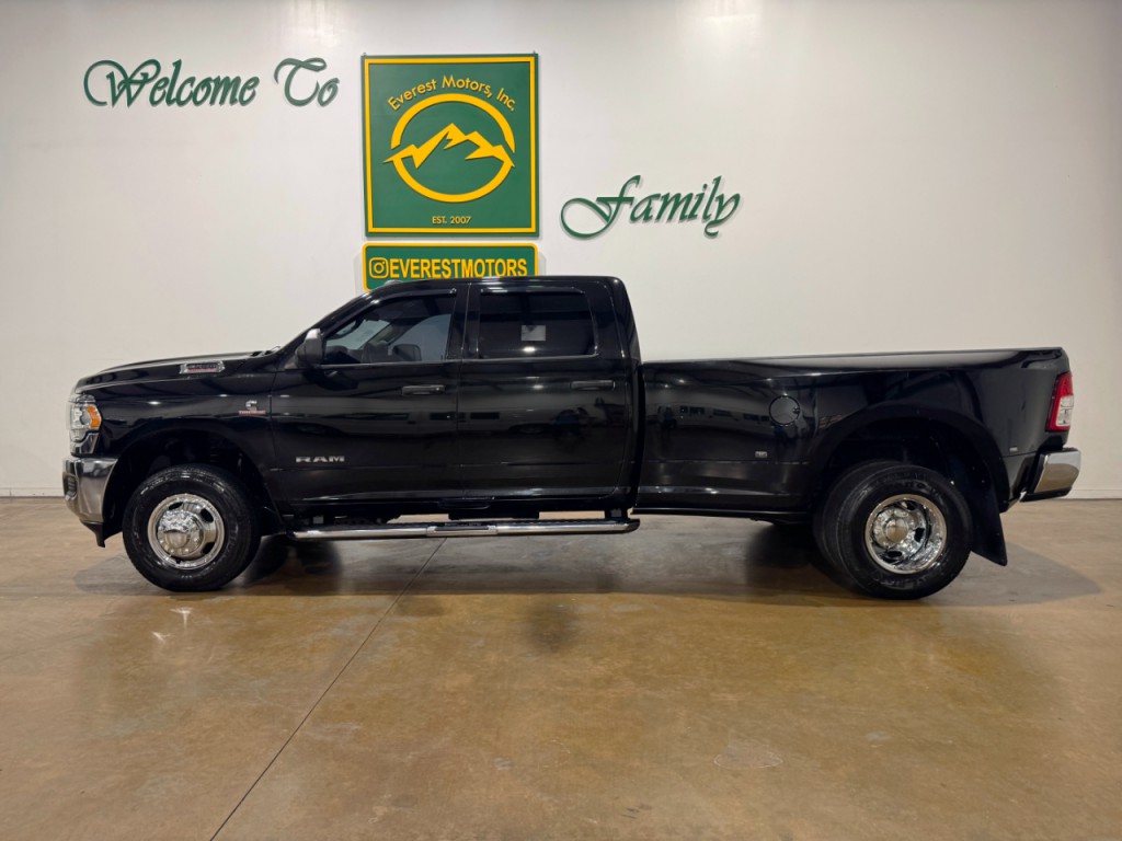 2020 RAM 3500 Image 2