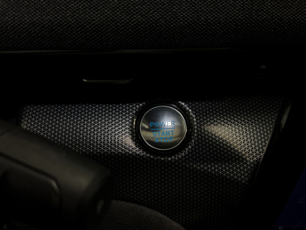 2025 Ford Mustang Image 24