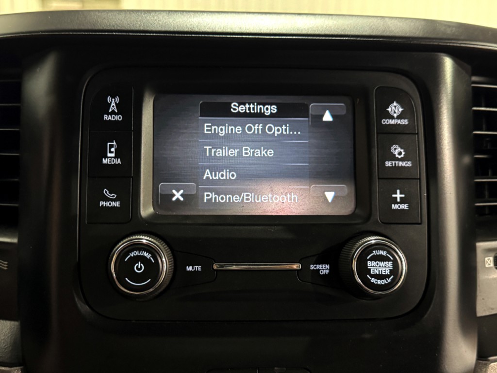 2022 RAM 3500 Image 23