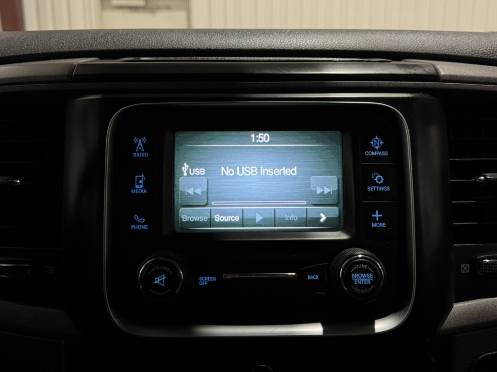 2018 RAM 2500 Image 32