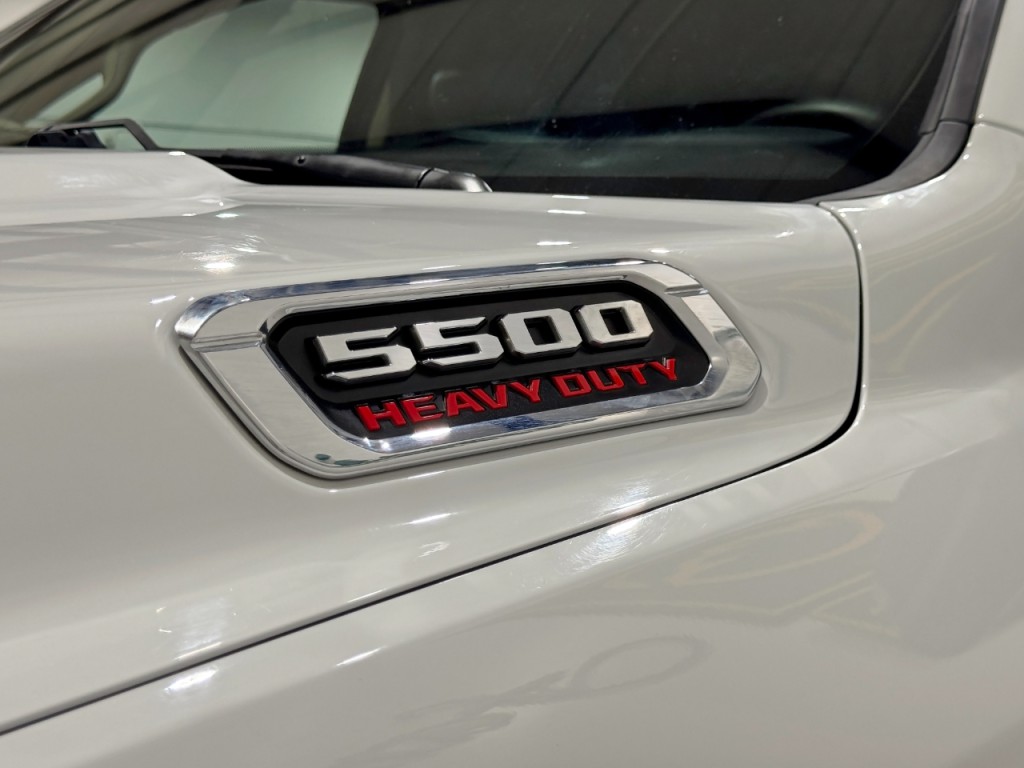 2020 RAM 5500 Image 36