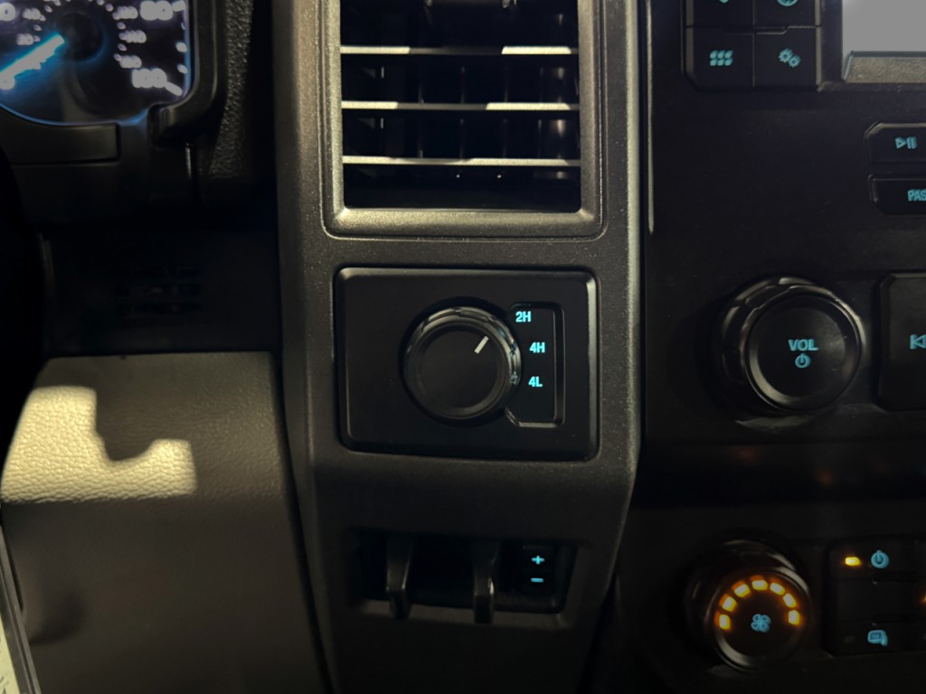 2020 Ford F-350 Image 26