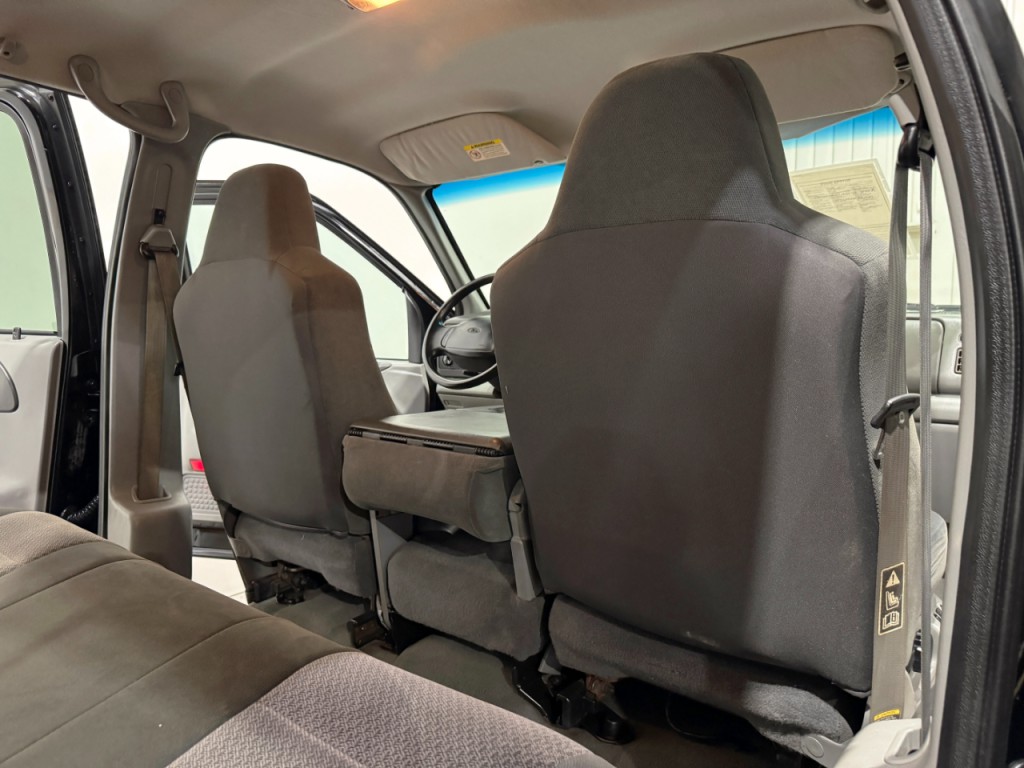 2002 Ford F-250 Image 17