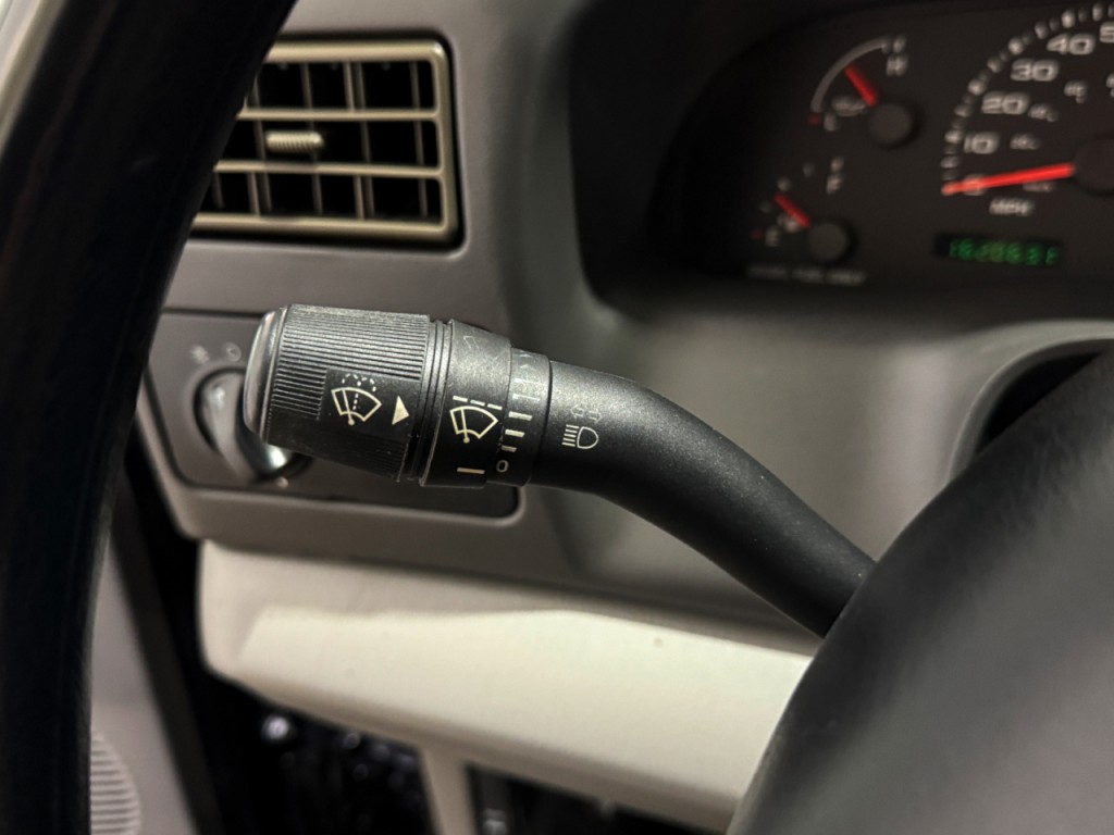 2002 Ford F-250 Image 22