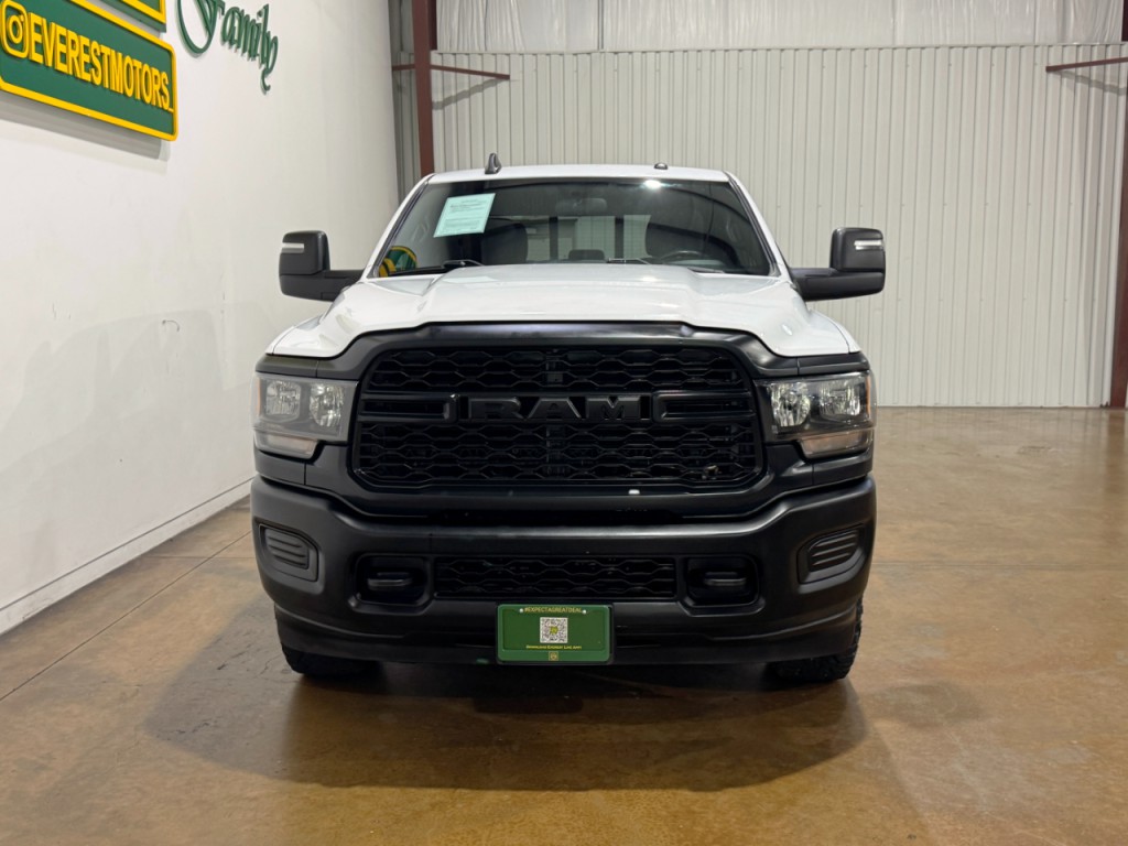 2023 RAM 2500 Image 2
