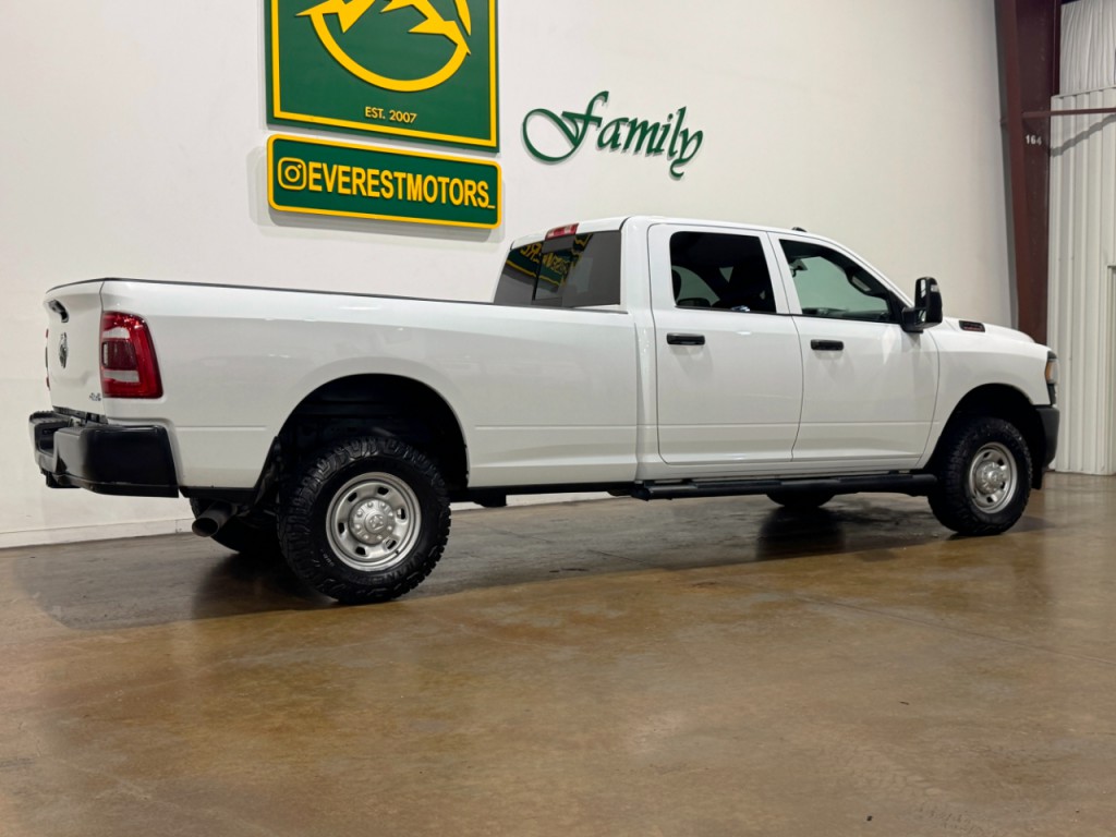 2023 RAM 2500 Image 8