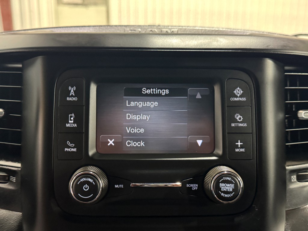 2023 RAM 2500 Image 37