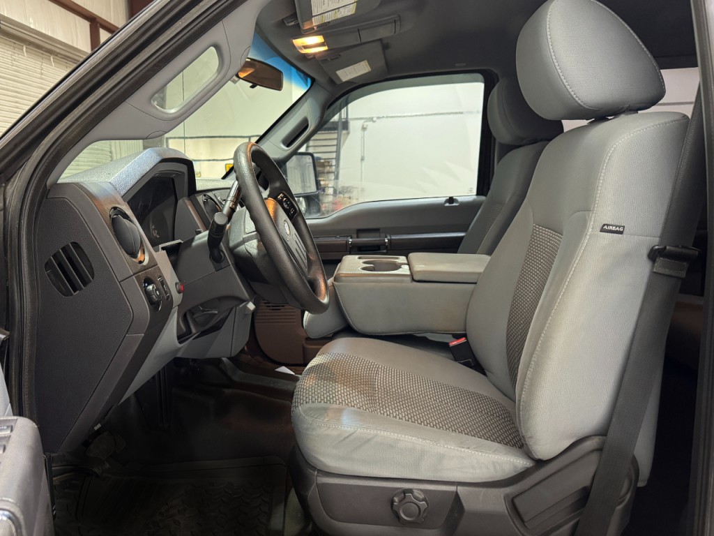 2014 Ford F-250 Image 4