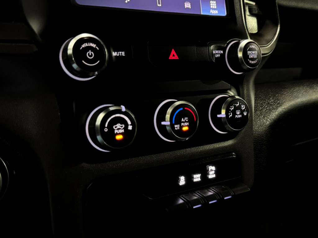 2023 RAM 2500 Image 25