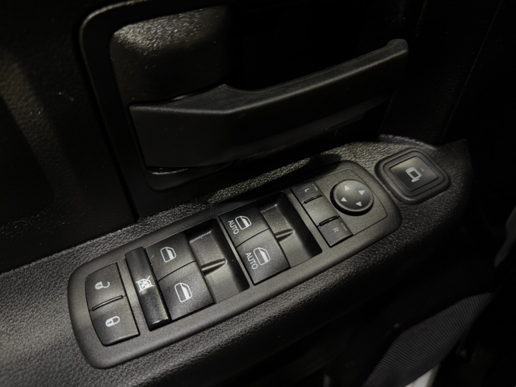 2023 RAM 2500 Image 28