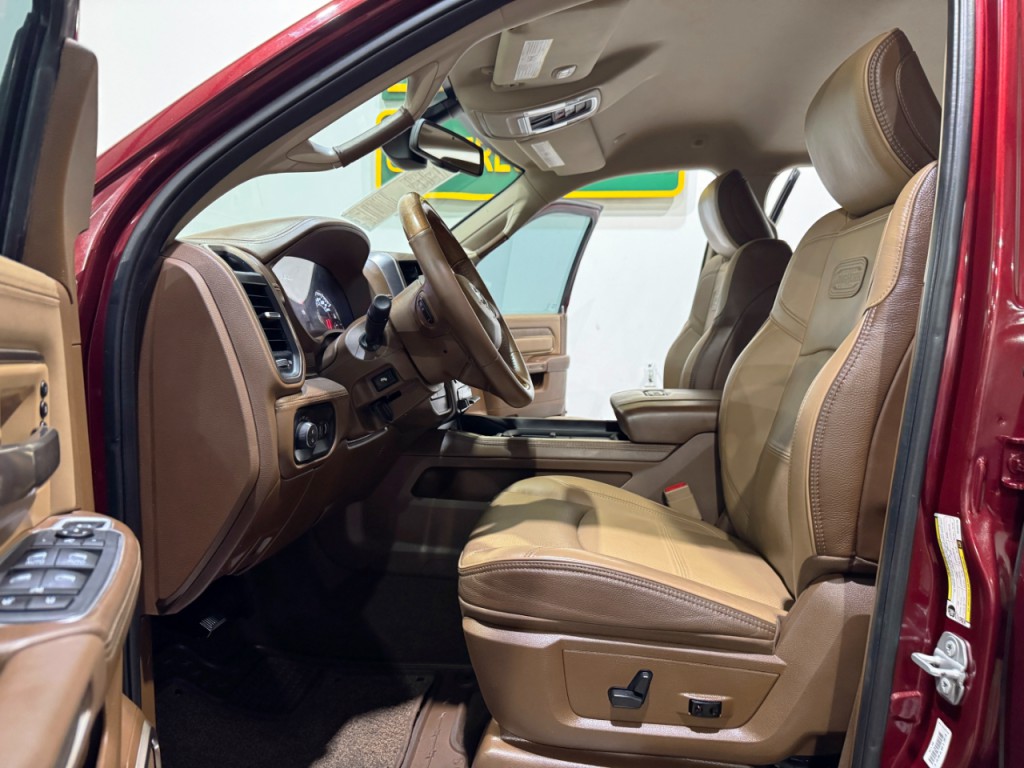 2021 RAM 3500 Image 12