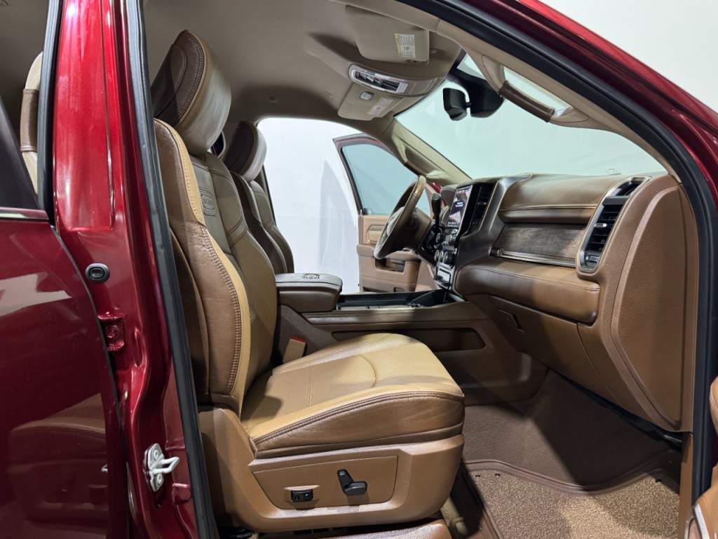 2021 RAM 3500 Image 13