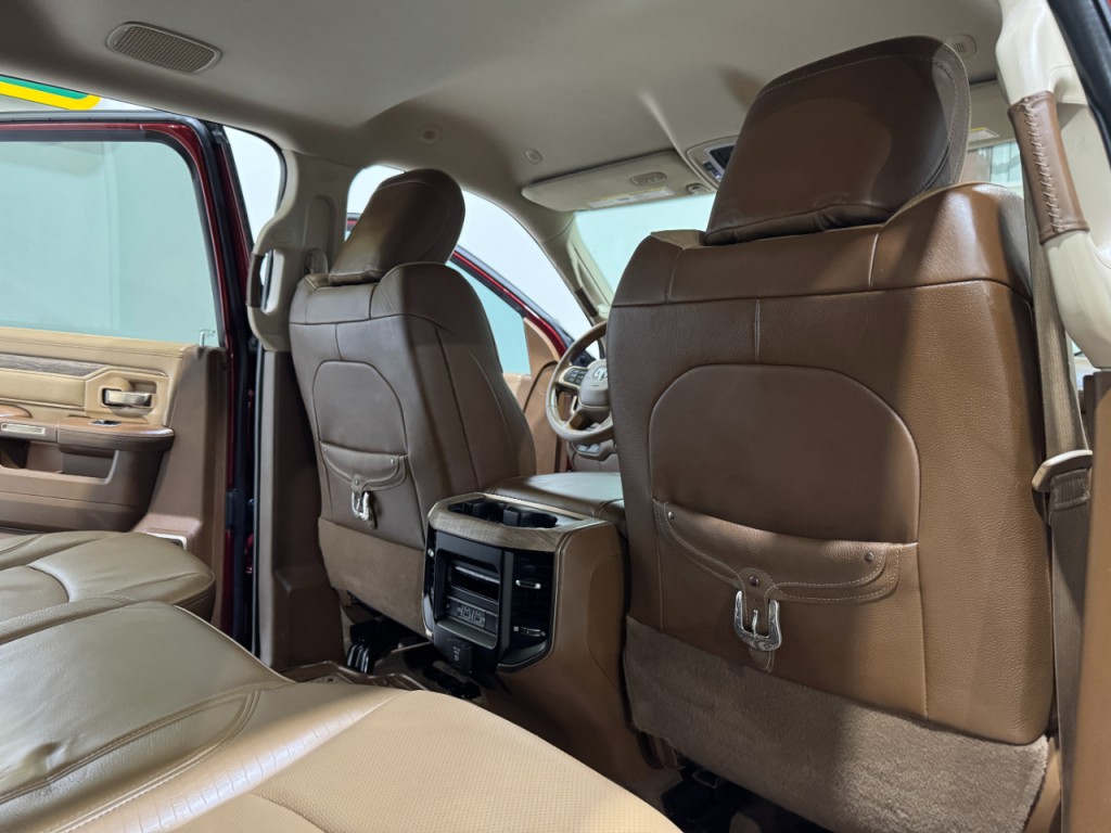 2021 RAM 3500 Image 16