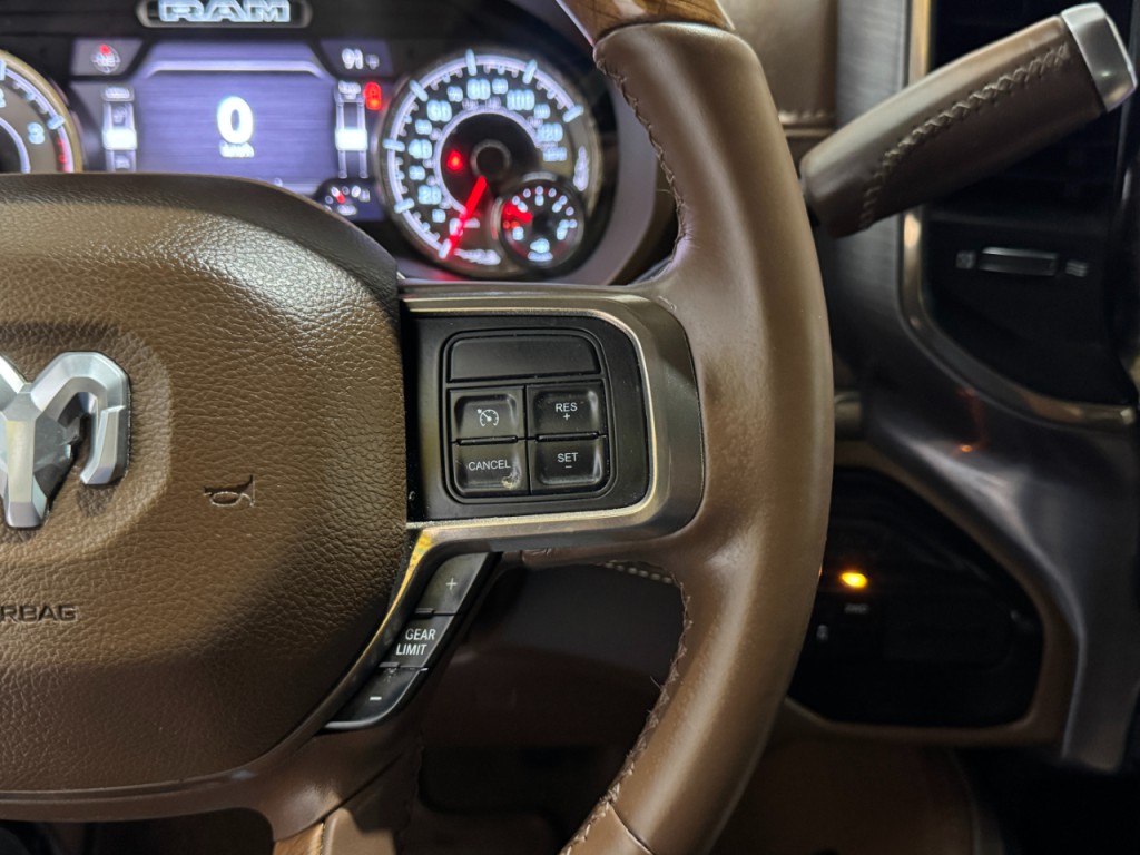 2021 RAM 3500 Image 23