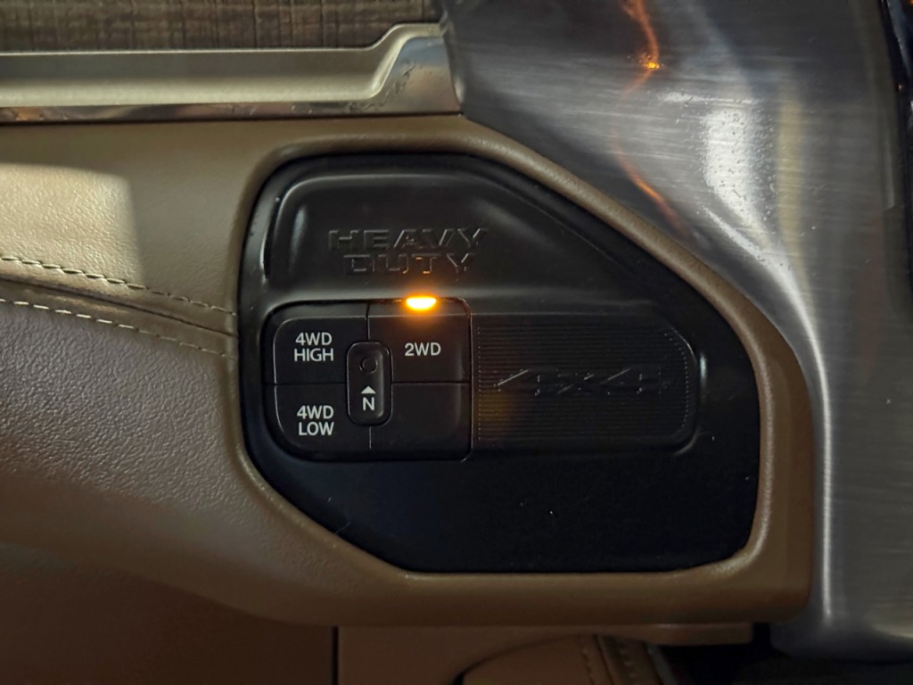 2021 RAM 3500 Image 27