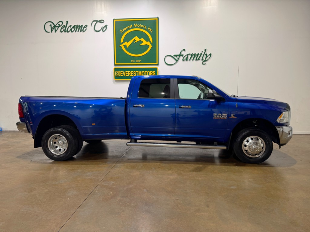 2018 RAM 3500 Image 2