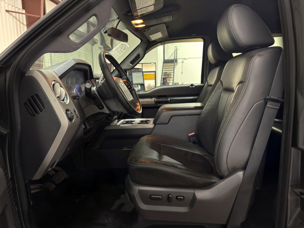 2011 Ford F-350 Image 4