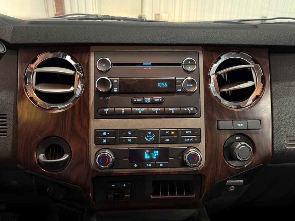 2011 Ford F-350 Image 6