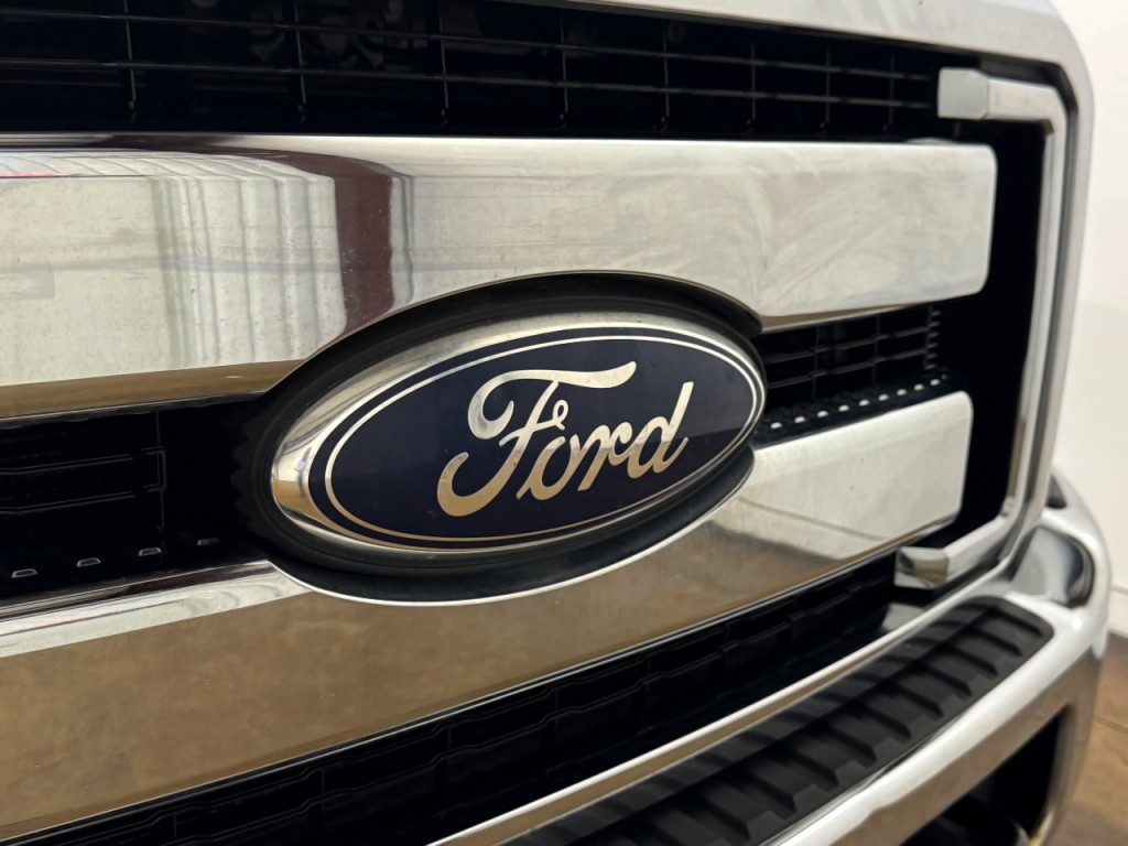 2011 Ford F-350 Image 12