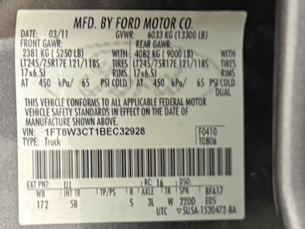 2011 Ford F-350 Image 16