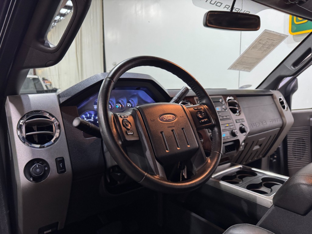 2011 Ford F-350 Image 9