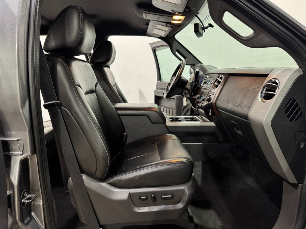 2011 Ford F-350 Image 12