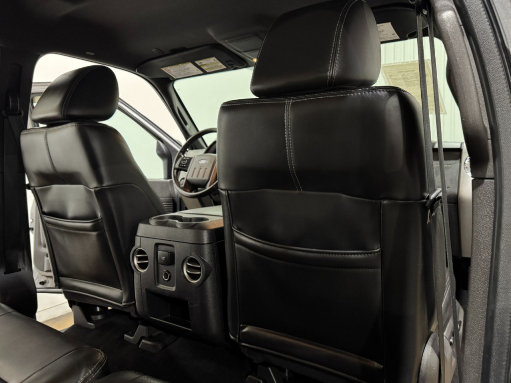 2011 Ford F-350 Image 15