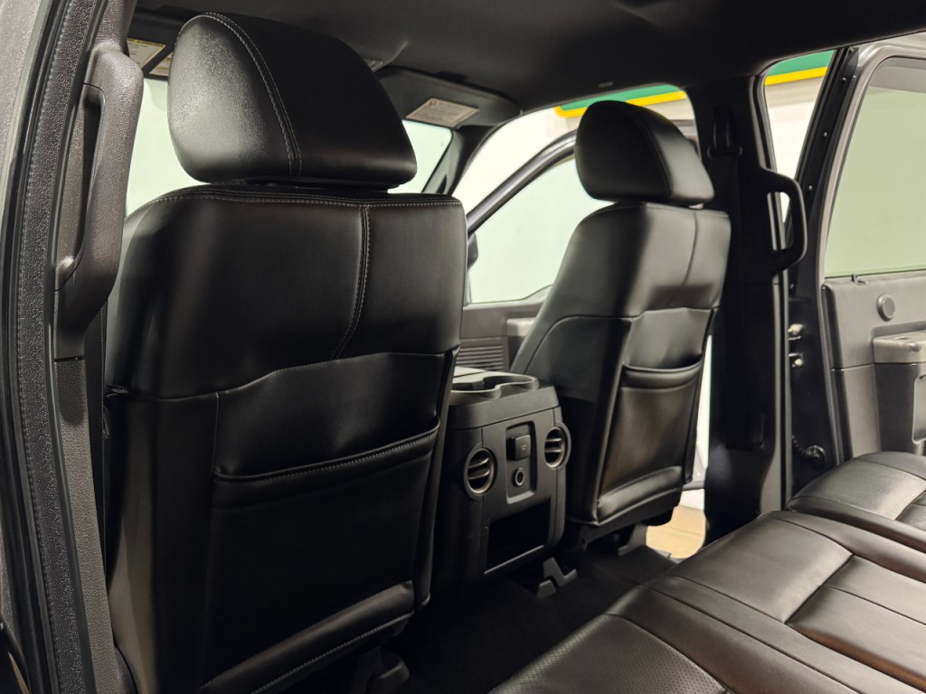 2011 Ford F-350 Image 16