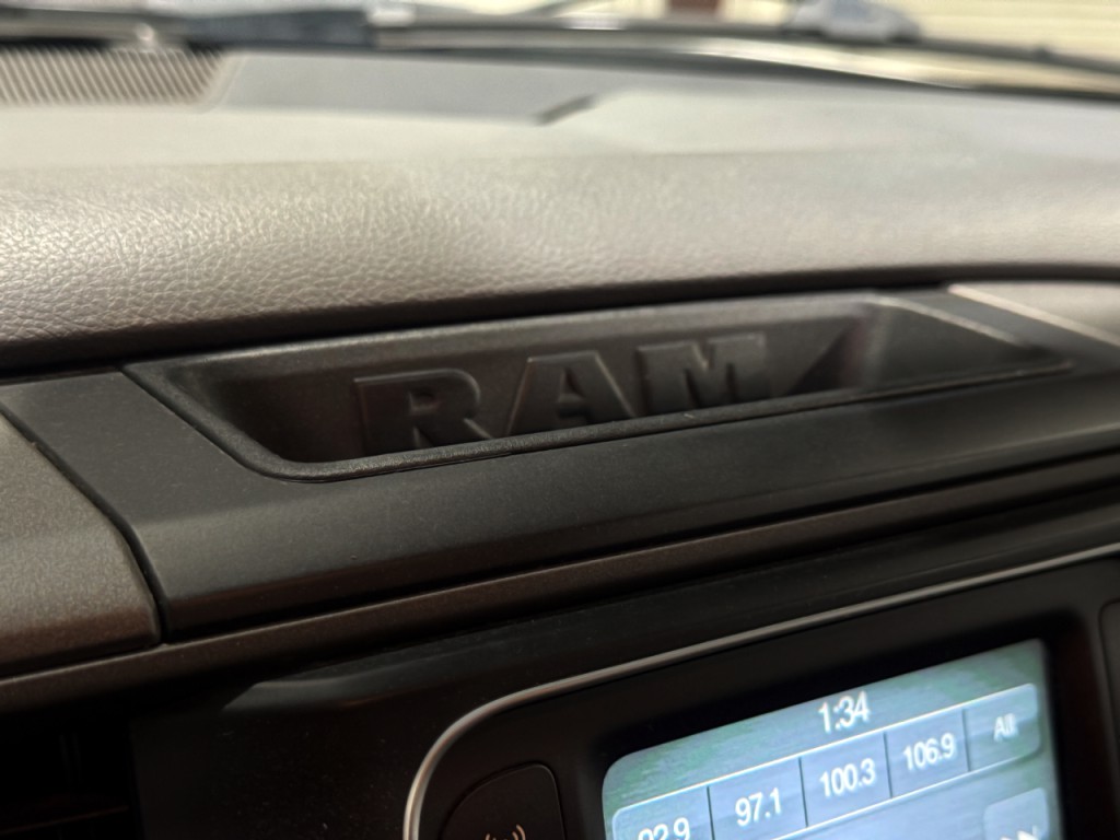 2015 RAM 5500 Image 13