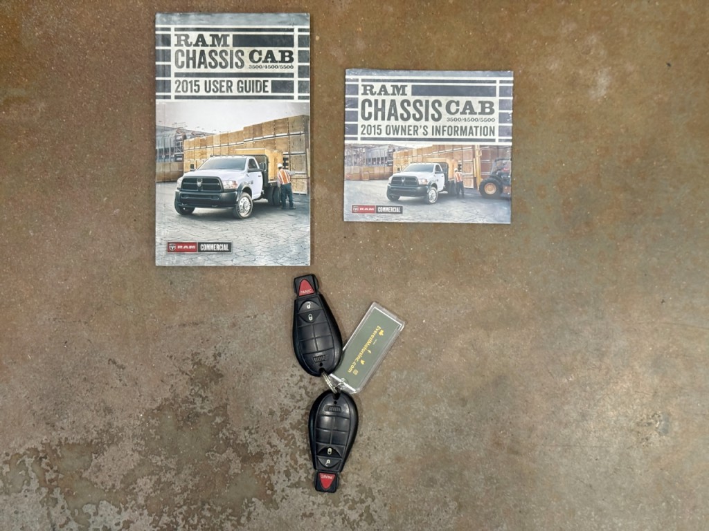 2015 RAM 5500 Image 25