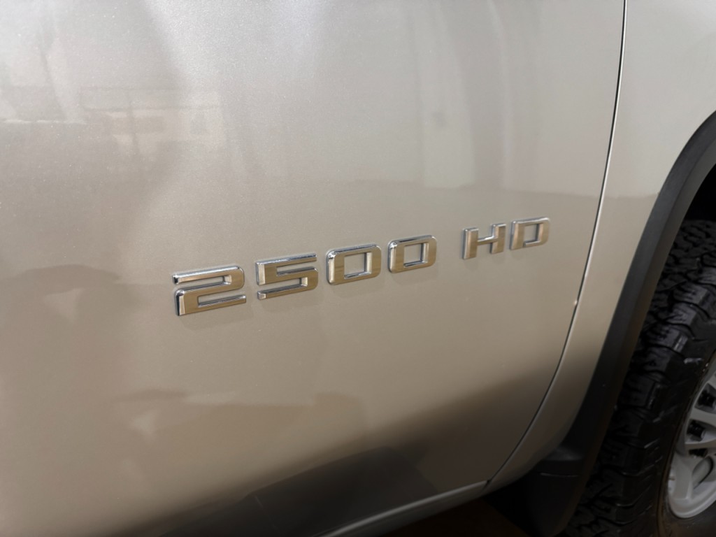 2023 Chevrolet Silverado 1500 Image 17