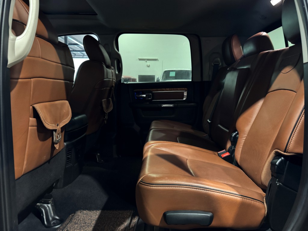 2018 RAM 3500 Image 6