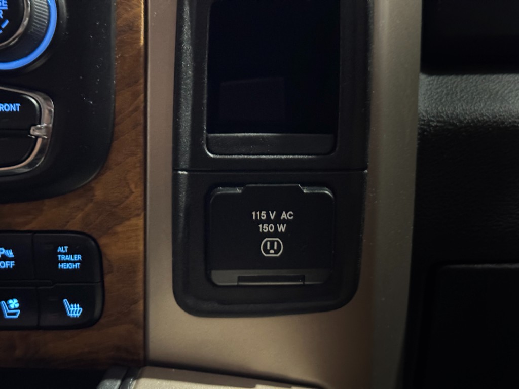 2018 RAM 3500 Image 11