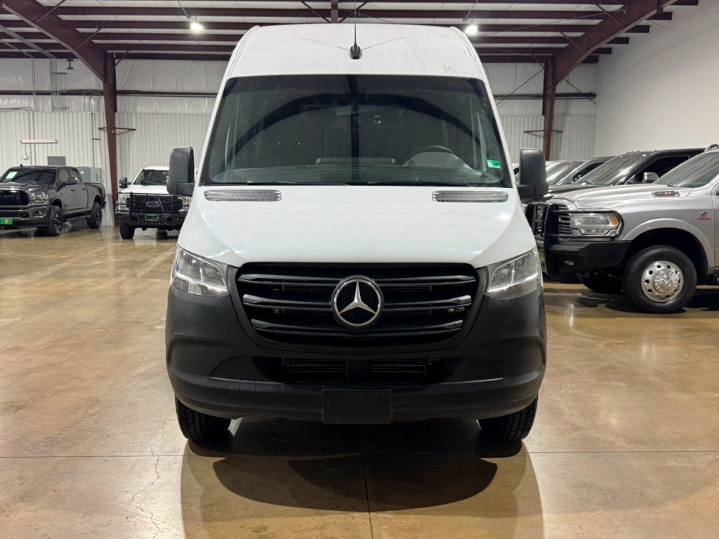 2023 Mercedes-Benz Sprinter Cargo Image 4