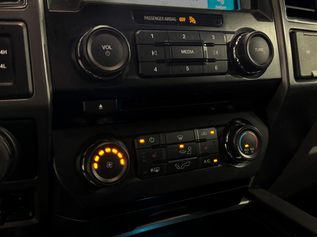 2017 Ford F-150 Image 10