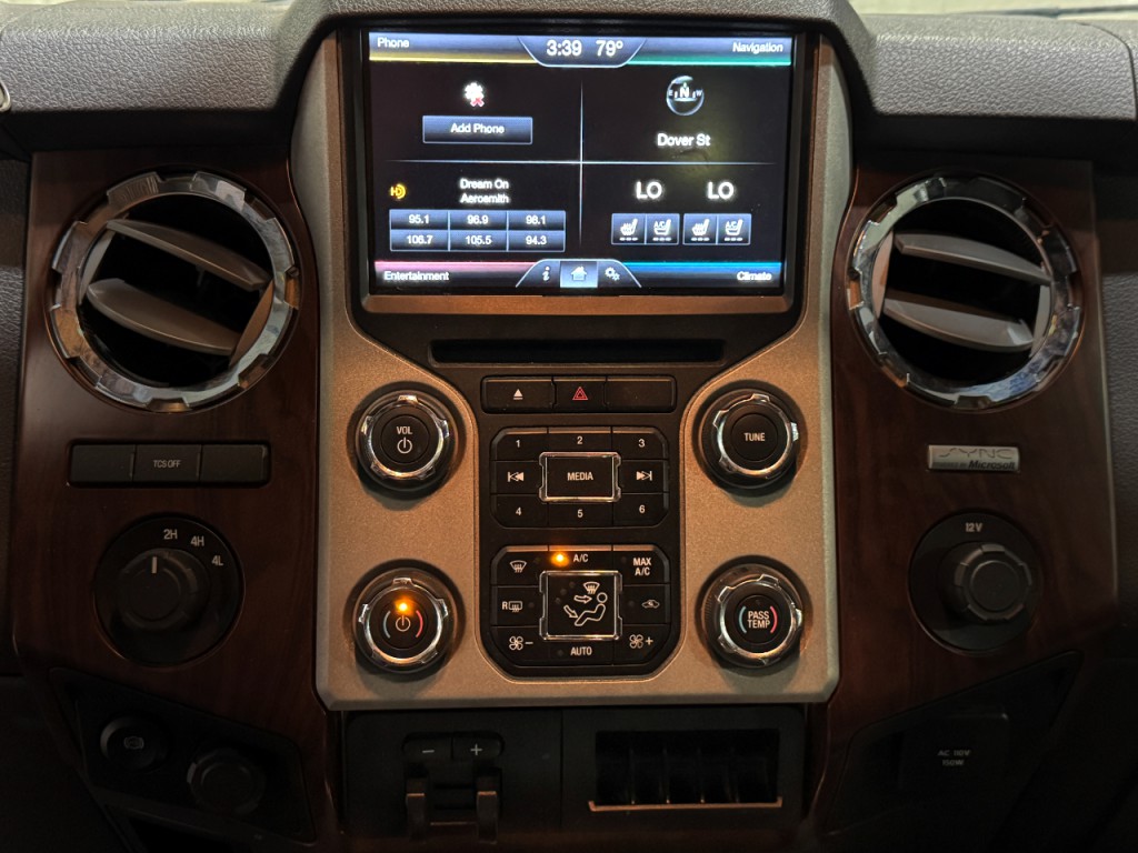 2015 Ford F-350 Image 12
